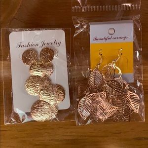 Goldtone fashion Earrings - Dangle and Post NWOT